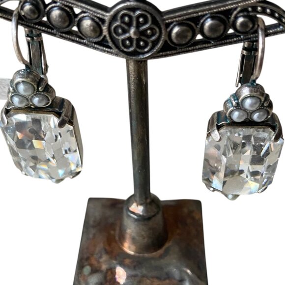 NWT Mariana Emerald Cut Clear Swarovski Crystal Silver Plated Leverback Earrings - Picture 2 of 13